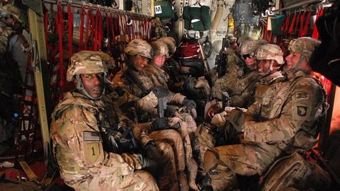 Liviyaliklar Amerika maxsus topshiriqli bo‘linmasining mamlakatdan chiqarilishini talab qildi