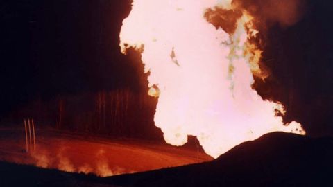 Волгограддаги нефть қазиб олиш пунктида рўй берган портлашда икки нафар ишчи ҳалок бўлди