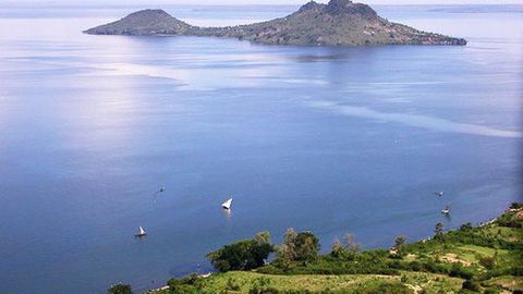 Ugandadagi Viktoriya ko‘lida bayram kunlari 13 kishi cho‘kib ketdi