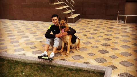 Sardor Rashidov ovcharka bilan o‘tkazgan “eng zo‘r mashg‘uloti” videosini Instagram’ga joyladi