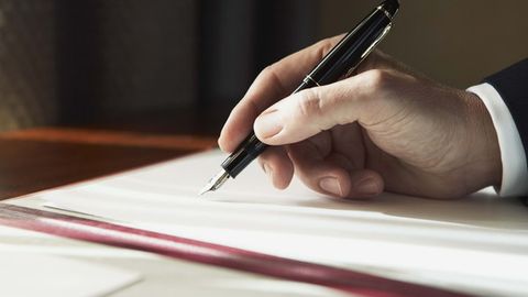 O‘zbekistonda aksiyadorlik jamiyatlari rahbarlarining 20 foizi lavozimiga loyiq emas deb topildi