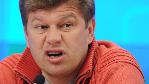Россиялик спорт шарҳловчиси Дмитрий Губерниев жонли эфирда сўкиниб юборди