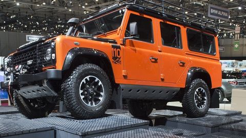 Reuters: Britaniyada eng so‘nggi Land Rover Defender ishlab chiqarildi