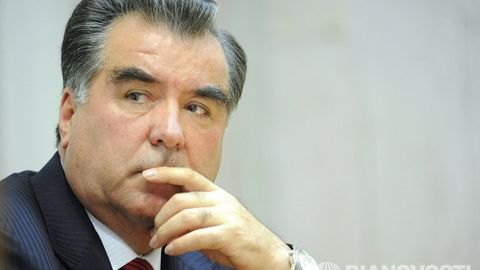 Emomali Rahmon o‘z qizini prezident apparati rahbari etib tayinladi