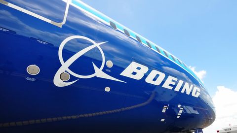 Boeing’ning hisoboti e’lon qilingandan keyin kompaniya aksiyalari 10 foizga tushib ketdi