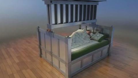 Video: Kuchli zilzila vaqtida inson hayotini saqlab qoladigan karavot