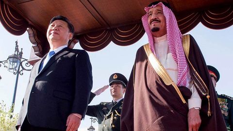 7 yildan beri birinchi marta Saudiya Arabistoniga kelgan Xitoy rahbari ar-Riyodda 14 ta hujjatni imzoladi
