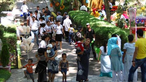 Toshkentdagi G‘afur G‘ulom bog‘i Quyosh energiyasi yordamida yoritiladi