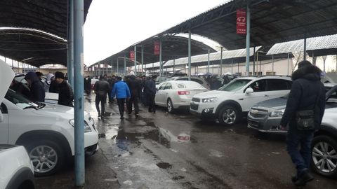 Sirg‘ali avtomobil bozorida 2015-yilda ishlab chiqarilgan Captiva 154 mln so‘mga taklif qilinmoqda