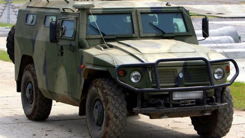 Dog‘istonda “Tigr” zirhli avtomobili “Gazel”ga kelib urilishi oqibatida 3 kishi halok bo‘ldi