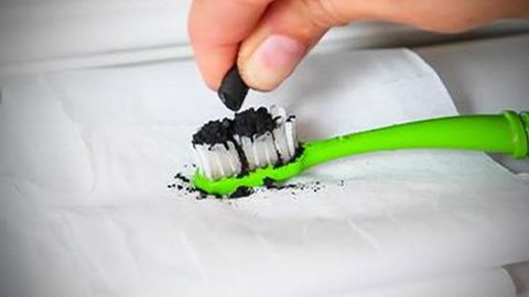 Tishni oqartirishning kutilmagan usuli (video)