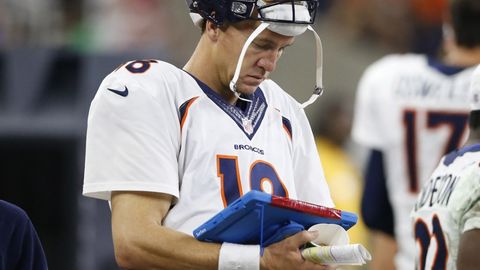 Microsoft planshetlari Amerikaning Patriots futbol jamoasiga o‘yin chog‘ida pand berdi