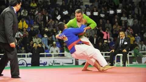 Davlat Abrayev dunyoning 2015-yildagi eng yaxshi kurashchisi deb topildi