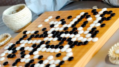 Сунъий ақл илк бор Хитой шашкаси бўйича одамни мағлуб этди