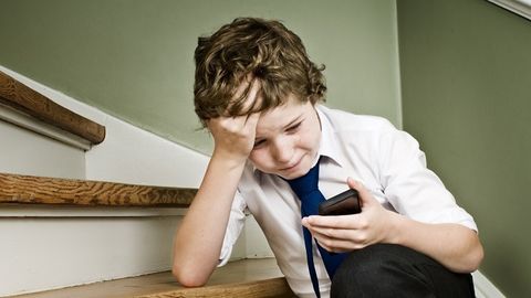 Twitter ижтимоий тармоқда ҳақоратларни тақиқлайди