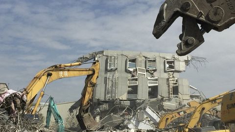 OAV: Tayvanda sodir bo‘lgan zilzila qurbonlari soni 94 kishiga yetdi