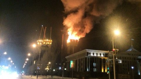 Ostonaning “Abu-Dabi Plaza” majmuidagi yong‘in bartaraf etildi, 120 kishi evakuatsiya qilingan