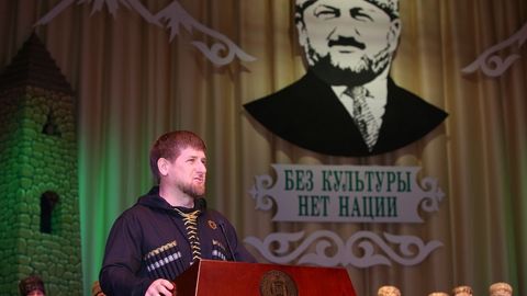 Рамзан Қодиров унинг ваколатларини узайтириш учун митинг ва бошқа акциялар ўтказмасликни сўради