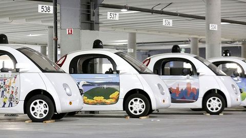 Америкада Google автомобилларини бошқариш тизимини расман ҳайдовчи деб аташга рухсат берилди