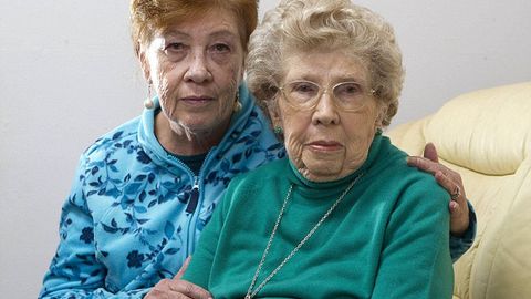 Britaniya hukumati 92 yoshli ayolni mamlakatdan deportatsiya qilishga qaror qildi
