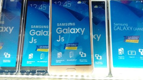 Samsung смартфонларининг «Флешка» бозоридаги ўртача нархи эълон қилинди