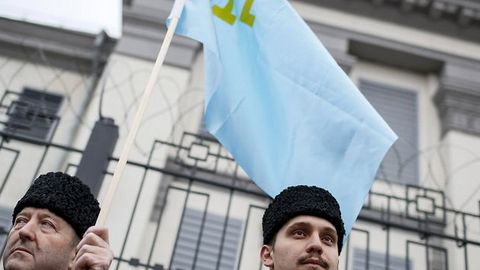 Qrim-tatarlari majlisining Xersondagi vakolatxonasiga granata uloqtirildi 