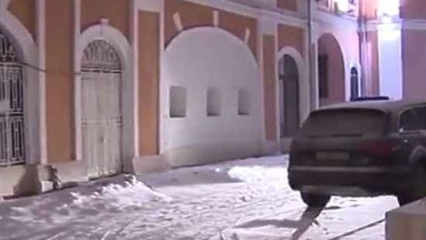 Касьяновга ҳужум қилинган ресторан яқинида чечен полициячилари қўлга олинди