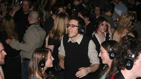 Швейцариянинг Лозанна шаҳрида шовқин туфайли шовқинсиз дискотекалар тақиқланди