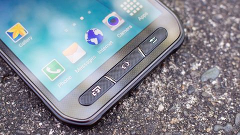 Samsung o‘ta himoyalangan smartfonni taqdim etadi