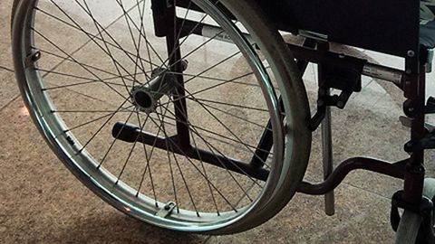 Xorvatiyada bank mijozlari nogiron o‘g‘riga naqd pulni olib ketib, yashirinishga yordam berdi