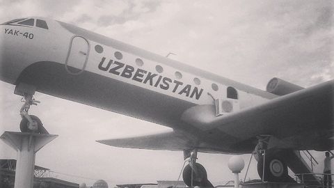 Фото: Қаршининг самолётли боғи