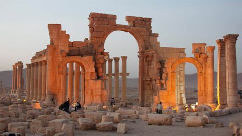 Сурия армияси 24 март, пайшанба куни Пальмирани қўлга киритишни ваъда қилди