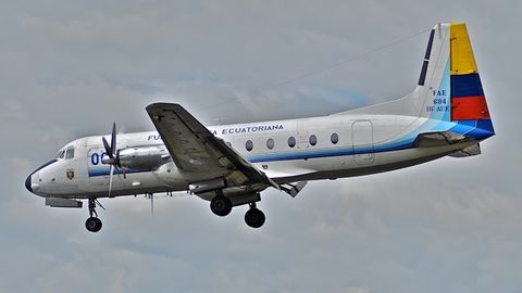 Эквадорда ҳарбий самолёт ҳалокатга учради, 22 киши ҳаётдан кўз юмди