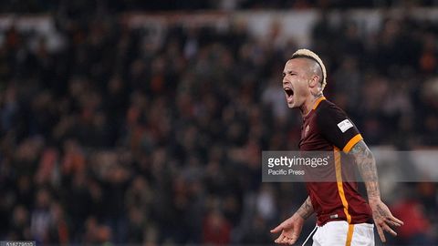 “Roma” futbolchisi Radja Naynggolan homiylar tadbiri sabab Bryusseldagi teraktlardan omon qoldi