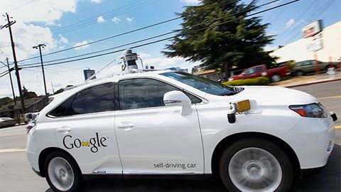 Google ҳайдовчисиз автомобили биринчи марта йўл-транспорт ҳодисаси сабабчисига айланди