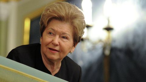 Путин Борис Ельциннинг бевасини туғилган куни билан табриклади