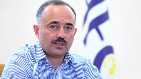 Самвел Бабаян Ўзбекистоннинг 2015 йилдаги энг яхши мураббийи деб топилди