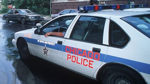 Chikagoda politsiya tutqunligida olamdan o‘tgan qora tanli o‘smirlarning oilalariga 6,45 mln dollar tovon to‘lanadi