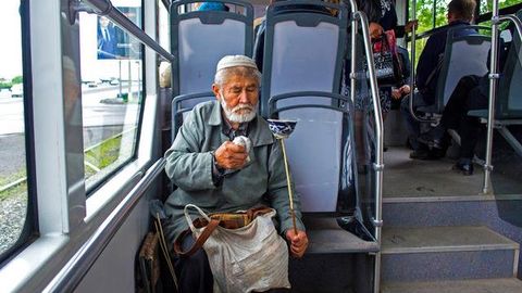 Фото: Бутун Тошкент танийдиган «сеҳрли отахон»