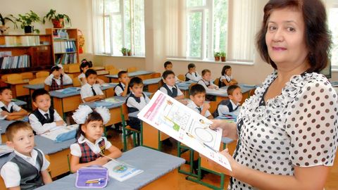 Ўзбекистонда педагогларни аттестациядан ўтказиш тартиби белгиланди