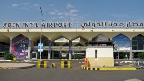 Adan shahri aeroporti yaqinida ikki minalashtirilgan avtomobil portladi