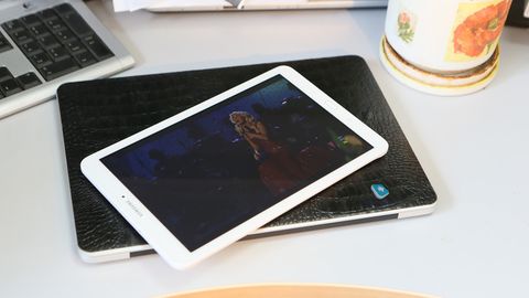 Toshkentdagi “Fleshka” savdo markazida sotilayotgan planshetlarning narxlari ma’lum qilindi