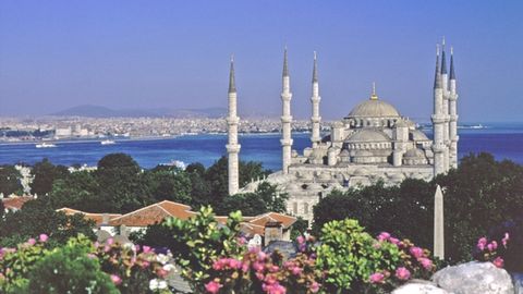 Niderlandiya tashqi ishlar vazirligi fuqarolarni vaqtinchalik Turkiyaga sayohat qilmaslikka chaqirdi