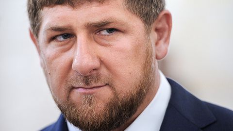 Qodirov, Putinning so‘zlaridan so‘ng, Kasyanovning “nishon ostidagi” fotosuratini hazil deb atadi