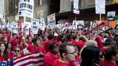 Chikagoda o‘qituvchilar ish tashlashi sababli 400 ming o‘quvchi darslarni qoldirdi