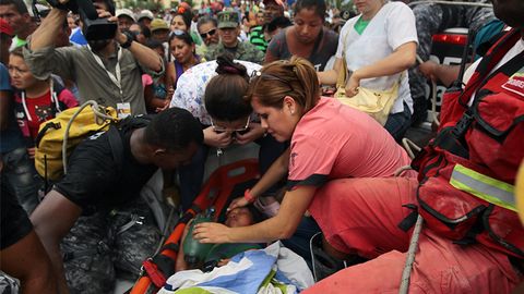 Ekvadordagi zilzila qurbonlari soni 659 kishiga yetdi