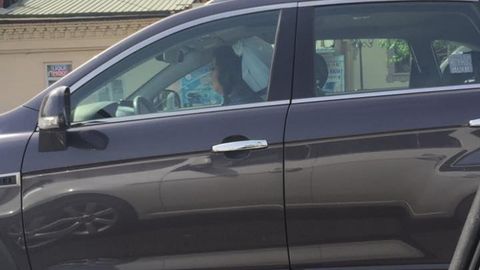 Тошкентда Captiva ҳайдаб кетаётган келиннинг сурати муҳокамаларга сабаб бўлди