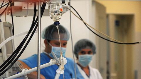 Kambodjada mashina paromdan daryoga qulab ketdi, 7 kishi halok bo‘ldi