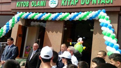 Nukusda “Kitob olami” majmuasi ochildi