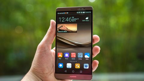 Toshkentda Huawei Mate 8 smartfoni 3,4 million so‘mdan sotuvga chiqdi